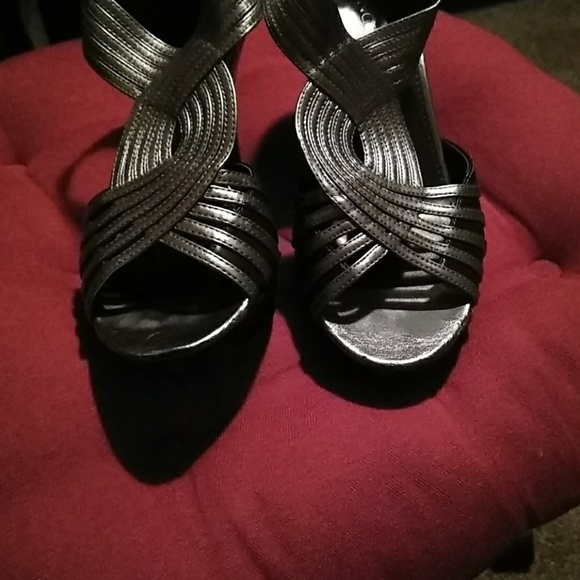 Shoes - Picture 3 of 3